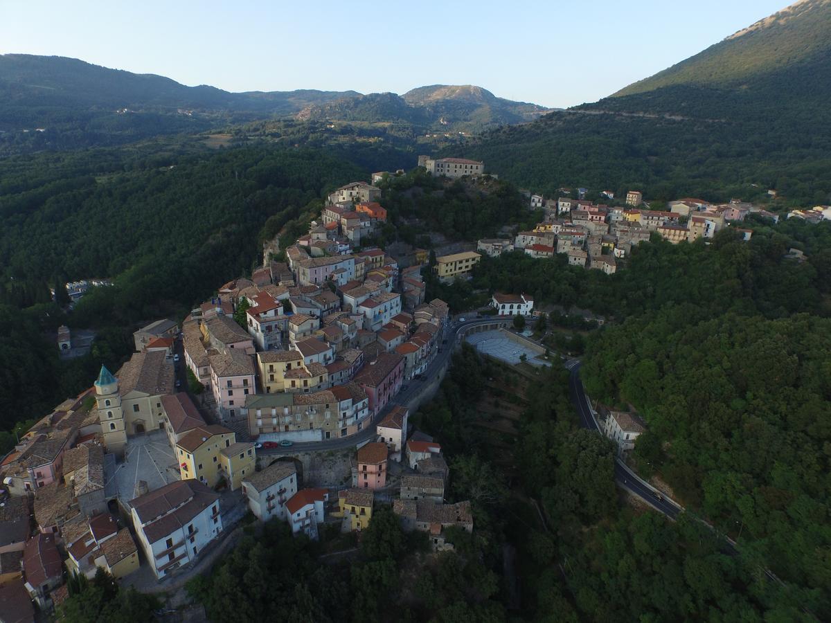 Il Castello Dei Principi Sanseverino Viggianello Exterior foto
